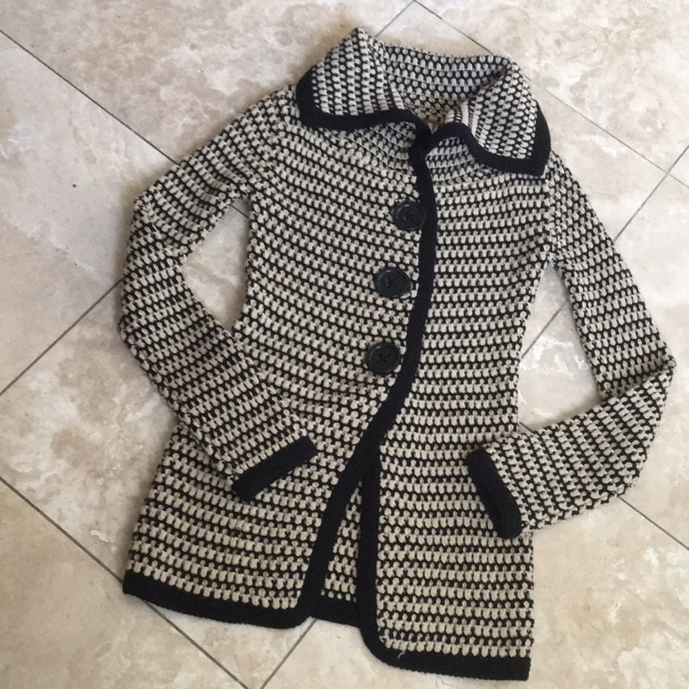Free People UNIQUE! Chunky cardigan sweater. Great Condition. - Picture 3 of 8